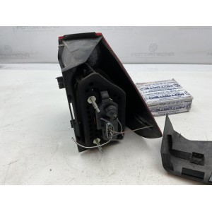 STOP POSTERIORE SINISTRO PARTE  ESTERNA FORD GALAXY MK3 2009 6M21-13N553-A