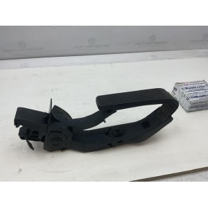 PEDALE ACCELERATORE MERCEDES Classe E Berlina W211 (02al07)