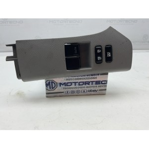 PULSANTIERA ANTERIORE SINISTRA TOYOTA Yaris Serie 74232-0D110 (05al08)