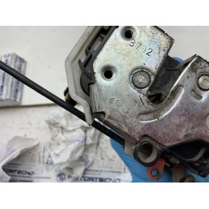 Serratura anteriore sinistra Peugeot bipper