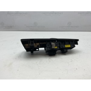 DEFLETTORE ANTERIORE SINISTRO,  C-Max Serie E143-001057 (10) con pellicola fume