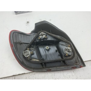 STOP FANALE POSTERIORE DESTRO TOYOTA Yaris Serie (99al03)