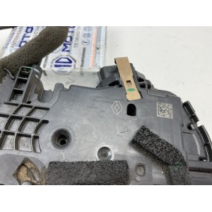 825002104R CHIUSURA SERRATURA PORTA POSTERIORE DESTRA RENAULT CLIO SW 1.5 D 55KW 5M 5P (2015) RICAMBIO USATO