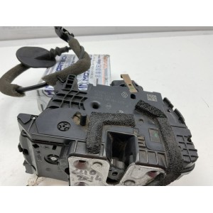 825002104R CHIUSURA SERRATURA PORTA POSTERIORE DESTRA RENAULT CLIO SW 1.5 D 55KW 5M 5P (2015) RICAMBIO USATO