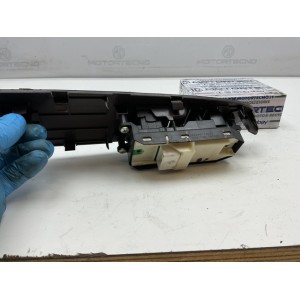 84040-74020 PULSANTIERA ALZAVETRO ANTERIORE SX SINISTRA TOYOTA IQ (J1)(2008 IN POI)