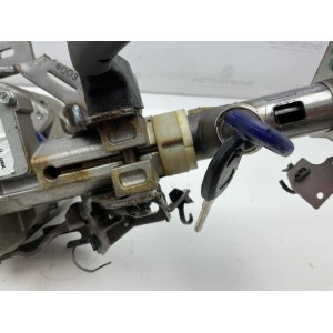 PIANTONE STERZO  CITY COMPLETO DI BLOCK SHAFT NISSAN Qashqai 2° Serie 48810 BR60A (10 13)