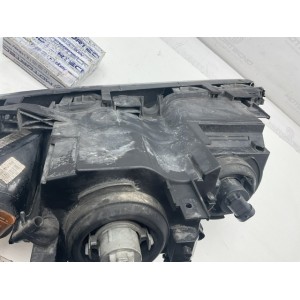 FARO ANTERIORE DESTRO BMW Serie 3 E46 Berlina 583.01.000.01 (98 01)