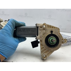 MOTORINO ALZAVETRO ANTERIORE DESTRA MERCEDES Classe B W245 1° Serie A 169 820 44 42 (05 11)