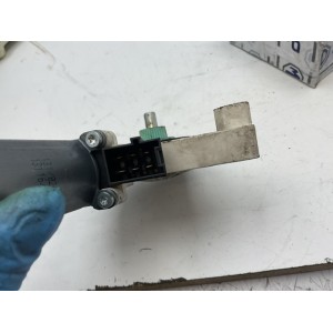 MOTORINO ALZAVETRO ANTERIORE DESTRA MERCEDES Classe B W245 1° Serie A 169 820 44 42 (05 11)