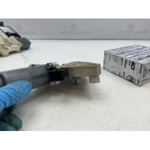 Motorino Alzavetro Anteriore Sinistro SX MERCEDES-BENZ Classe A W/C169 5 Porte A1698201742 2004 2013 BROSE 996146-101