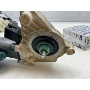 Motorino Alzavetro Anteriore Sinistro SX MERCEDES-BENZ Classe A W/C169 5 Porte A1698201742 2004 2013 BROSE 996146-101