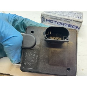 BLOCCASTERZO RENAULT CLIO IV / MEGANE III (BZ0_) (DAL 2008 AL 2025 ) | RIF. 8200604932